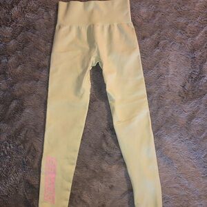Bo+Tee Green with Pink Logo Leggings
